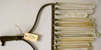 Niepowtarzalny wieszak na klucze i biżuterię