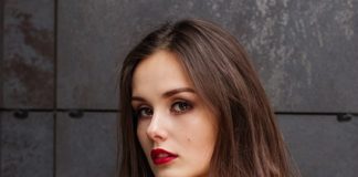 Kwadratowa twarz fryzurami