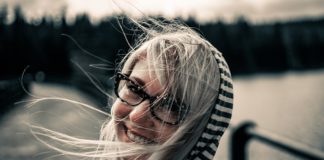 Cotton Ball Lights – sposób oświetlania wnętrz