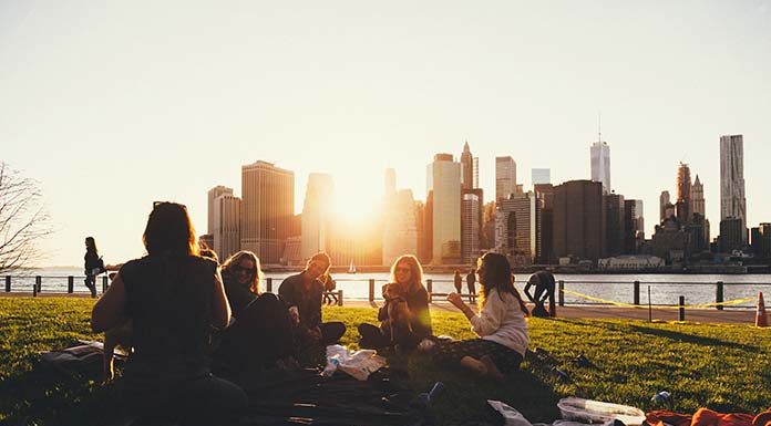 Obozy studenckie - czy warto pojechać?