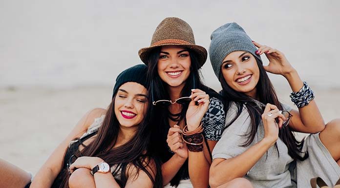 Materiały sztuczne i syntetyczne – wszystko, co musisz o nich wiedzieć Materiały sztuczne i syntetyczne – wszystko, co musisz o nich wiedzieć