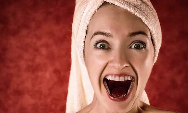 Skuteczne sposoby na walkę z bruksizmem Bruksizm