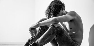 Jak dobrać spodnie do marynarki?