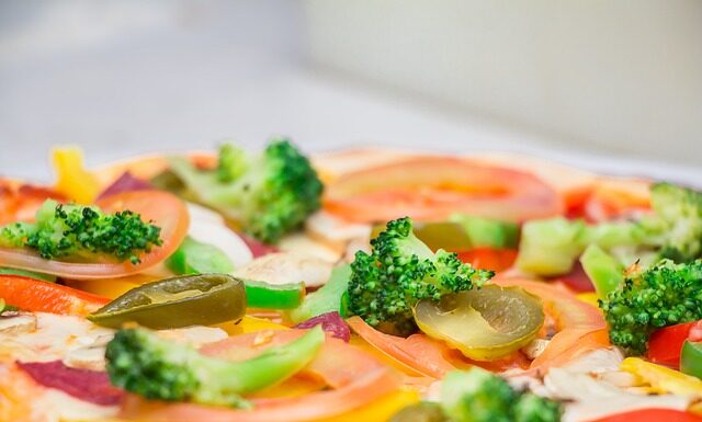 Jakie dodatki do sukni ślubnej Ivory?