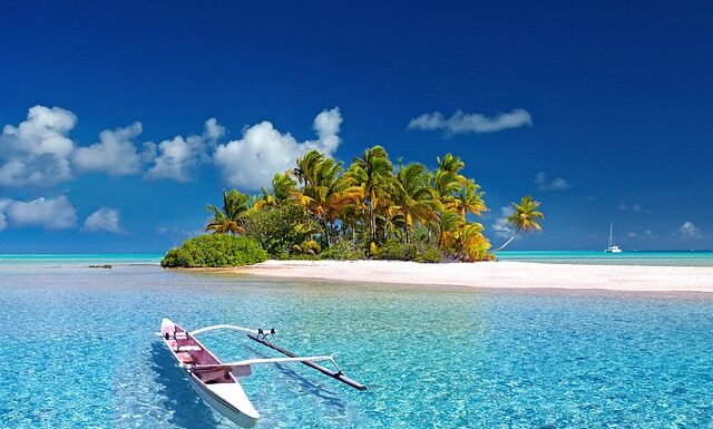 Co symbolizuje niebieską wstążka na świecy roratniej?