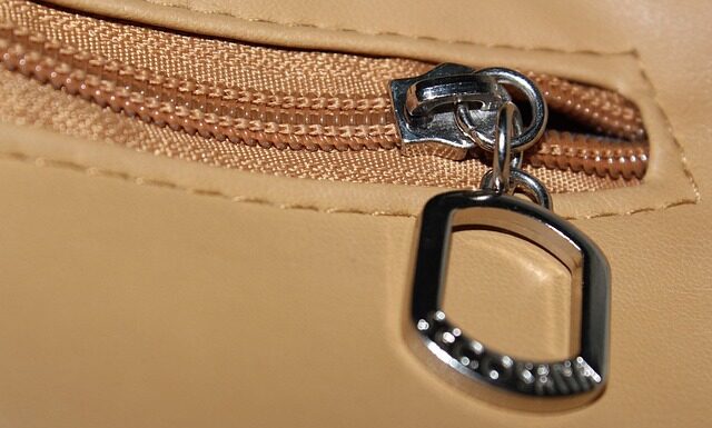 Jak się zapina marynarkę? Jak się zapina marynarkę?