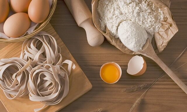 Czy podaje się łyżkę do makaronu? Czy podaje się łyżkę do makaronu?