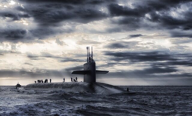 Jak powinna leżeć marynarka damska?