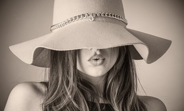 Dlaczego należy chronić głowę przed słońcem? Dlaczego należy chronić głowę przed słońcem?