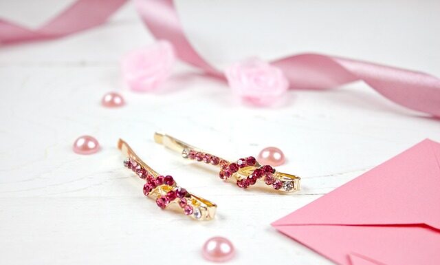 Kto daje kopertę a kto wino? Kto daje kopertę a kto wino?