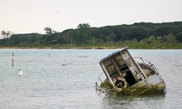 Czym się różni frak od garnituru?