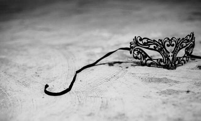 Jak ubrać się ciepło i modnie?