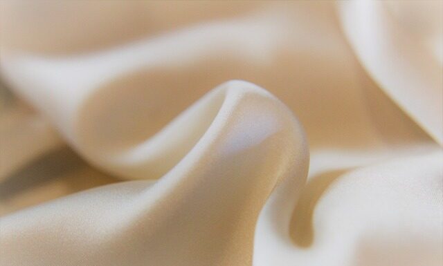 Jaki materiał chroni przed promieniowaniem radioaktywnym?