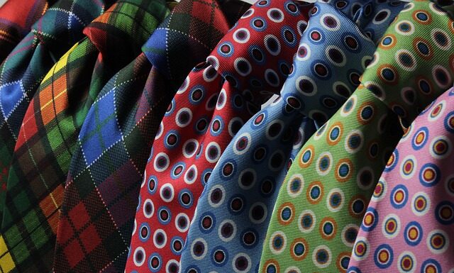 Dlaczego mężczyźni noszą krawaty? Dlaczego mężczyźni noszą krawaty?